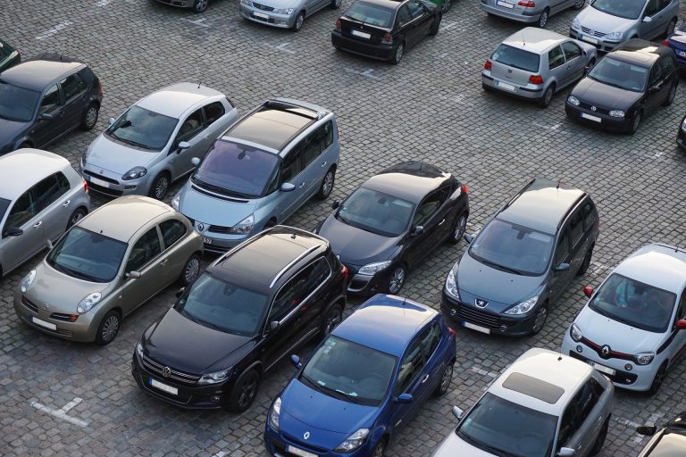 Stadt bestätigt – Barrierefreie ÖPNV-Anbindung am Regattaturm nicht umsetzbar – Parkgebühren müssen weg!