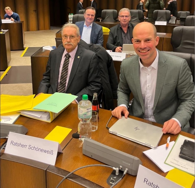 signal-2025-11-19-170631